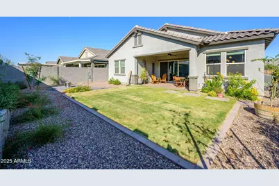 2831 W Chevelon Drive, San Tan Valley, AZ 85144 - Photo 31