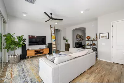 2831 W Chevelon Drive, San Tan Valley, AZ 85144 - Photo 7