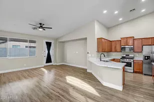 14456 W Boca Raton Rd, Surprise, AZ 85379 - Photo 7