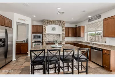 14317 W Sierra Street, Surprise, AZ 85379 - Photo 15