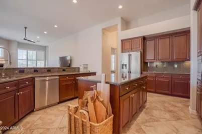 5622 N 184th Drive, Litchfield Park, AZ 85340 - Photo 15