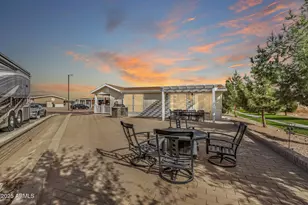 1110 N Henness Rd, Casa Grande, AZ 85122 - Photo 1