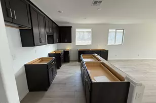 9615 W Tamarisk Ave, Tolleson, AZ 85353 - Photo 13