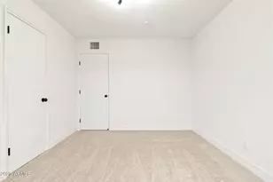 3137 W Turney Ave, Phoenix, AZ 85017 - Photo 17