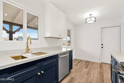 3137 W Turney Avenue, Phoenix, AZ 85017 - Photo 7