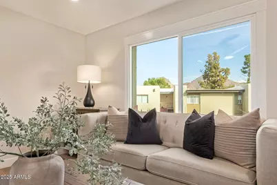 4201 E Camelback Road #14, Phoenix, AZ 85018 - Photo 5