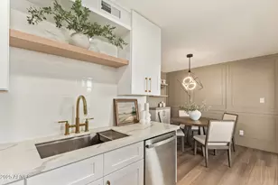 4201 E Camelback Rd, Phoenix, AZ 85018 - Photo 11