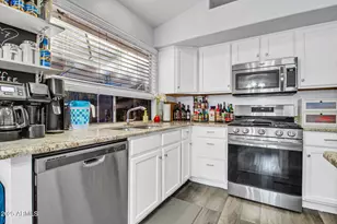 756 E Lovegrass Dr, San Tan Valley, AZ 85143 - Photo 15