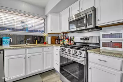 756 E Lovegrass Drive, San Tan Valley, AZ 85143 - Photo 7