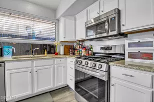 756 E Lovegrass Dr, San Tan Valley, AZ 85143 - Photo 7