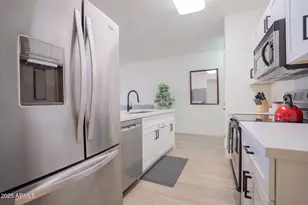 5302 E Van Buren St, Phoenix, AZ 85008 - Photo 7