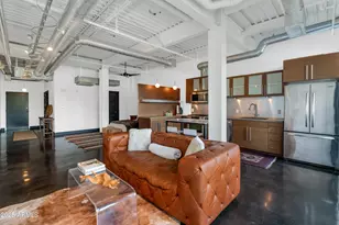 4020 N Scottsdale Rd, Scottsdale, AZ 85251 - Photo 3