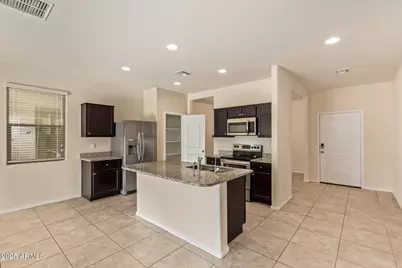 10665 E Sunflower Court, Florence, AZ 85132 - Photo 17