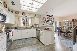 10256 N 12th Pl, Phoenix, AZ 85020 - Photo 9