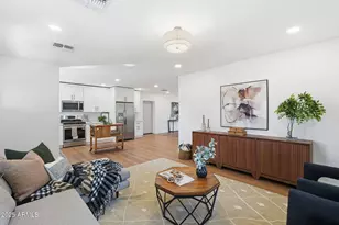 3102 N 34th St, Phoenix, AZ 85018 - Photo 7