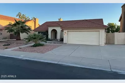3909 E Lavender Lane E, Phoenix, AZ 85044 - Photo 49