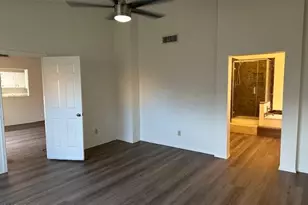 3909 E Lavender Ln E, Phoenix, AZ 85044 - Photo 17