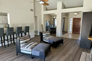 3909 E Lavender Ln E, Phoenix, AZ 85044 - Photo 7