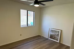 3909 E Lavender Ln E, Phoenix, AZ 85044 - Photo 33
