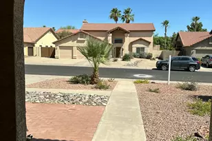 3909 E Lavender Ln E, Phoenix, AZ 85044 - Photo 3