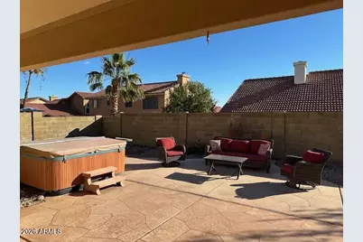 3909 E Lavender Lane E, Phoenix, AZ 85044 - Photo 37