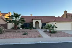 3909 E Lavender Ln E, Phoenix, AZ 85044 - Photo 1
