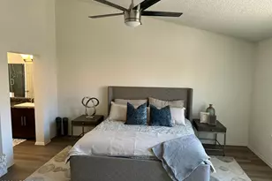 3909 E Lavender Ln E, Phoenix, AZ 85044 - Photo 19