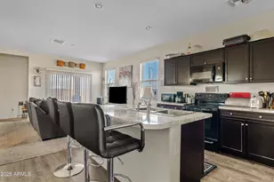 4708 S 26th Ln, Phoenix, AZ 85041 - Photo 7