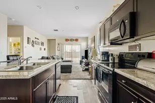 4708 S 26th Ln, Phoenix, AZ 85041 - Photo 5