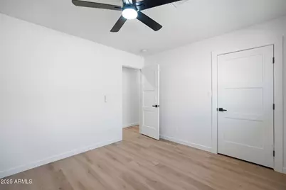 2416 E Piestewa Peak Drive, Phoenix, AZ 85016 - Photo 21