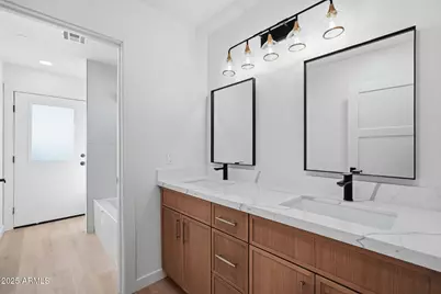 2416 E Piestewa Peak Drive, Phoenix, AZ 85016 - Photo 25