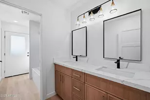 2416 E Piestewa Peak Dr, Phoenix, AZ 85016 - Photo 25