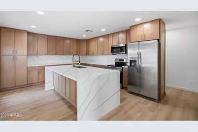 2416 E Piestewa Peak Drive, Phoenix, AZ 85016 - Photo 7