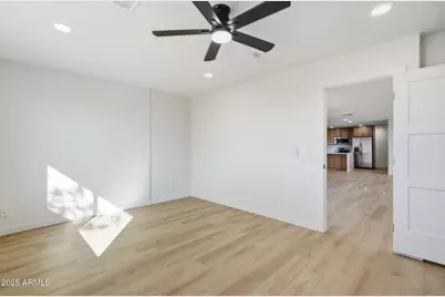 2416 E Piestewa Peak Drive, Phoenix, AZ 85016 - Photo 17