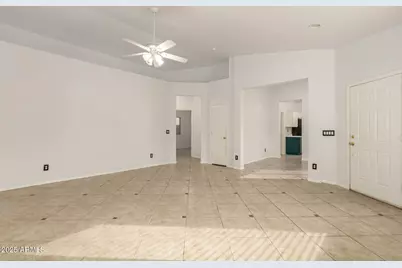 40800 N Apollo Way, Anthem, AZ 85086 - Photo 9