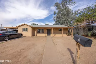 2736 W El Caminito Drive, Phoenix, AZ 85051 - Photo 3