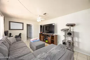 2736 W El Caminito Dr, Phoenix, AZ 85051 - Photo 7