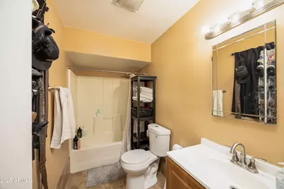 2736 W El Caminito Drive, Phoenix, AZ 85051 - Photo 19