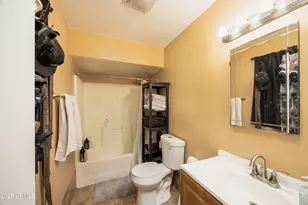 2736 W El Caminito Dr, Phoenix, AZ 85051 - Photo 19