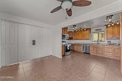 46623 N Grand Avenue, Morristown, AZ 85342 - Photo 15