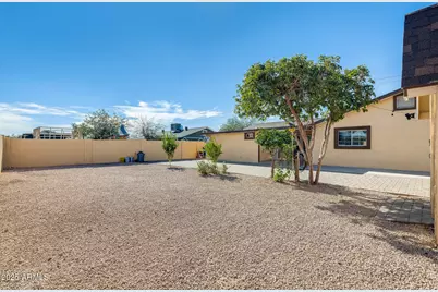 17633 N 15th Avenue, Phoenix, AZ 85023 - Photo 29