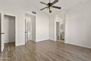 910 E Potter Dr, Phoenix, AZ 85024 - Photo 13