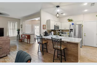 15773 W Grand Point Lane, Surprise, AZ 85374 - Photo 9