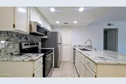 2228 E Campbell Avenue #234, Phoenix, AZ 85016 - Photo 5