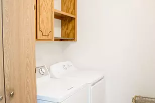 2064 S Farnsworth Dr, Mesa, AZ 85209 - Photo 13