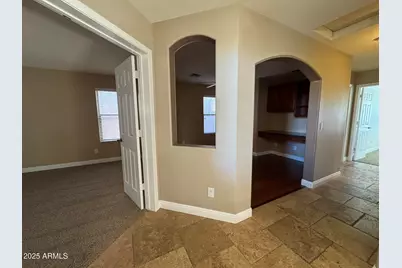 2246 W Roy Rogers Road, Phoenix, AZ 85085 - Photo 9