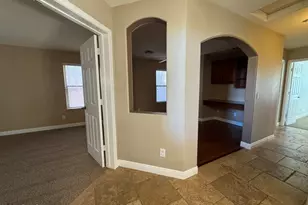 2246 W Roy Rogers Rd, Phoenix, AZ 85085 - Photo 9