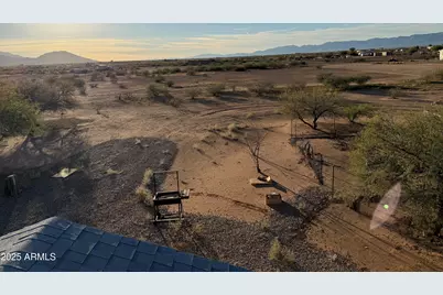 50910 W Long Rifle Road, Aguila, AZ 85320 - Photo 37