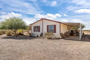 50910 W Long Rifle Rd, Aguila, AZ 85320 - Photo 7