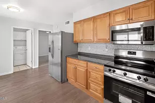 10612 W Coggins Dr, Sun City, AZ 85351 - Photo 11